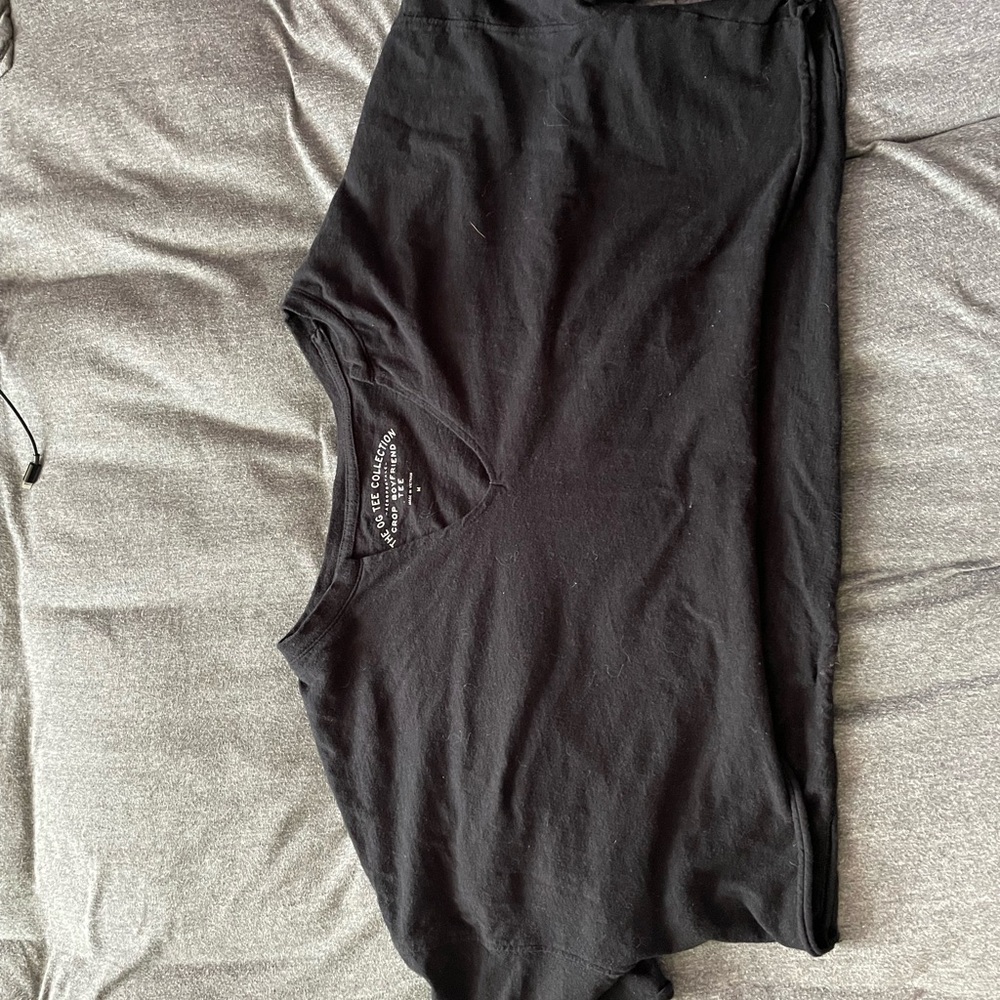 Women’s Medium, Aeropostale black cropped tee - Picture 1 of 2
